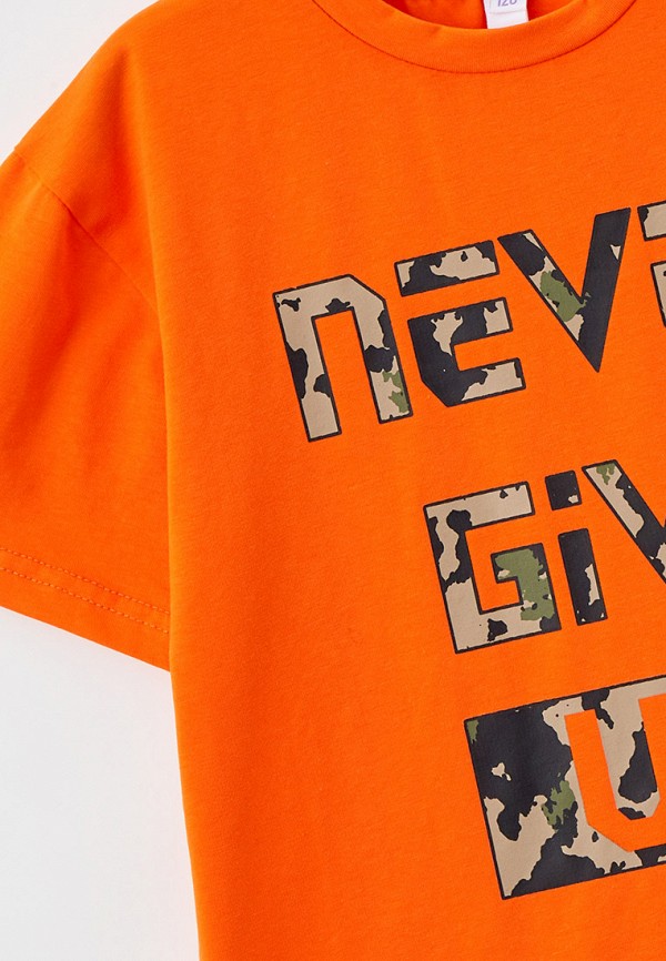 фото Футболка и брюки playtoday