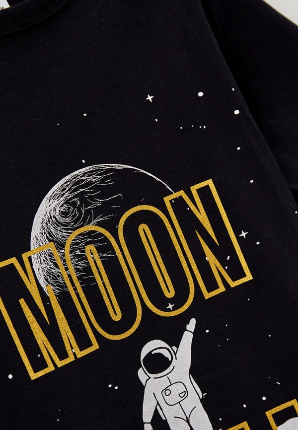 фото Футболка и брюки playtoday