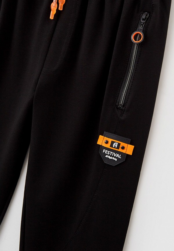 фото Брюки спортивные beneti