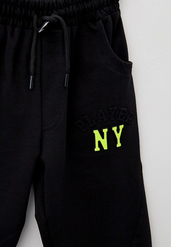 фото Шорты спортивные beneti