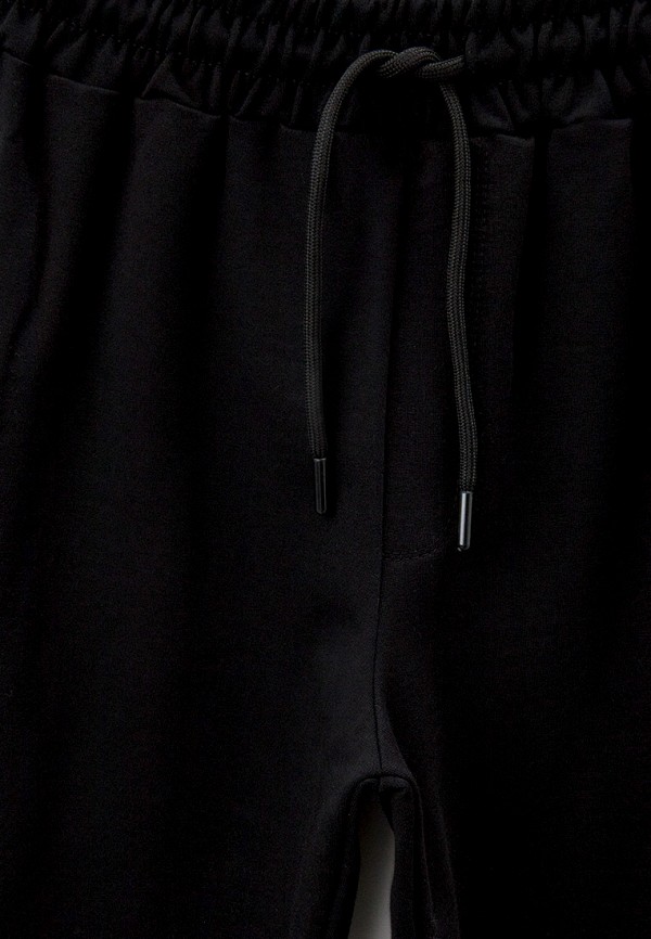 фото Шорты спортивные beneti