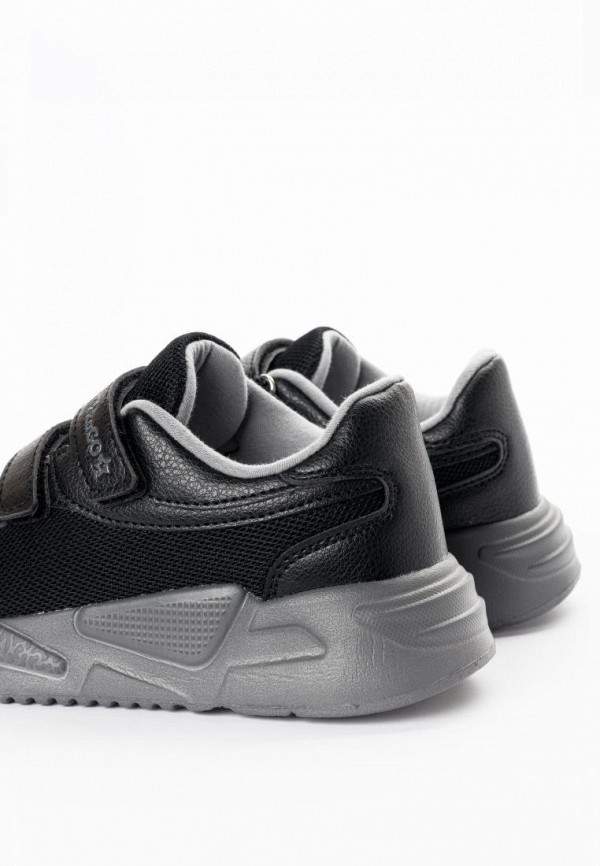 фото Кроссовки tikkago