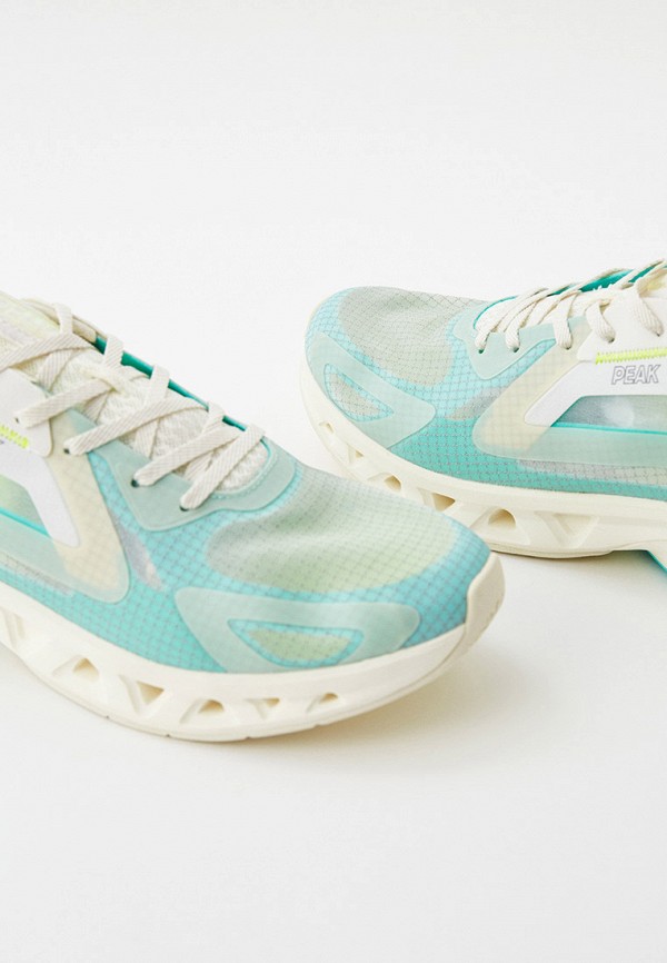 фото Кроссовки peak