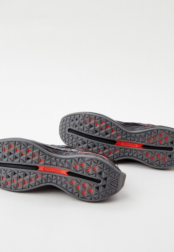 фото Кроссовки peak