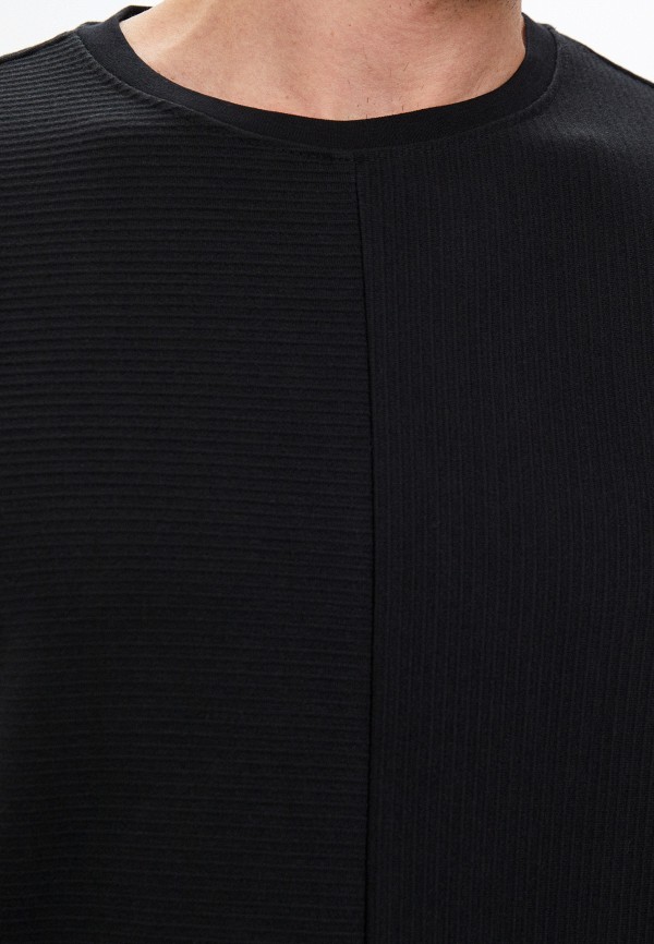 фото Лонгслив colin's