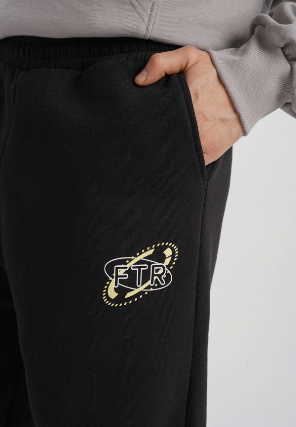 фото Брюки спортивные твое