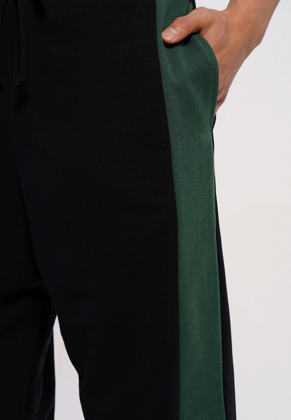 фото Брюки спортивные твое