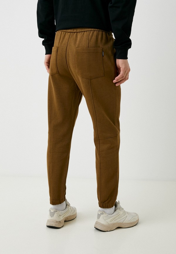 фото Брюки спортивные dewear