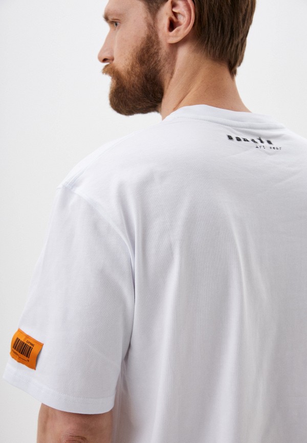 фото Футболка scandalis