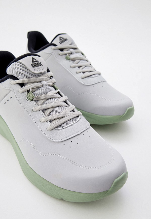 фото Кроссовки peak