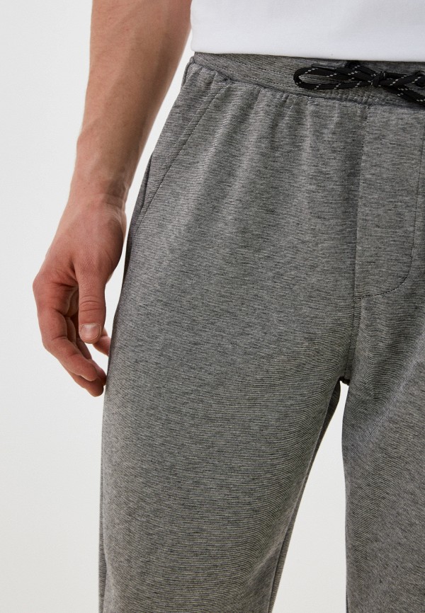 фото Брюки спортивные colin's