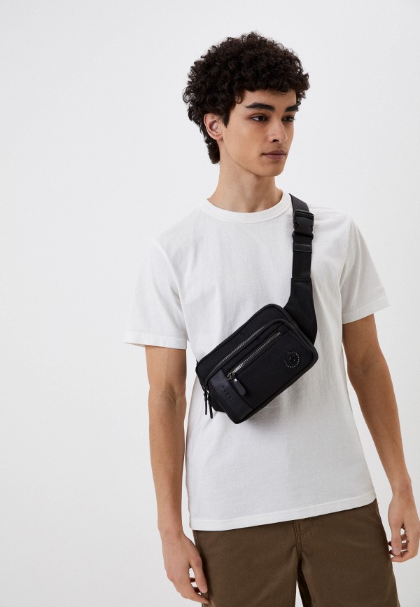 фото Сумка поясная bugatti