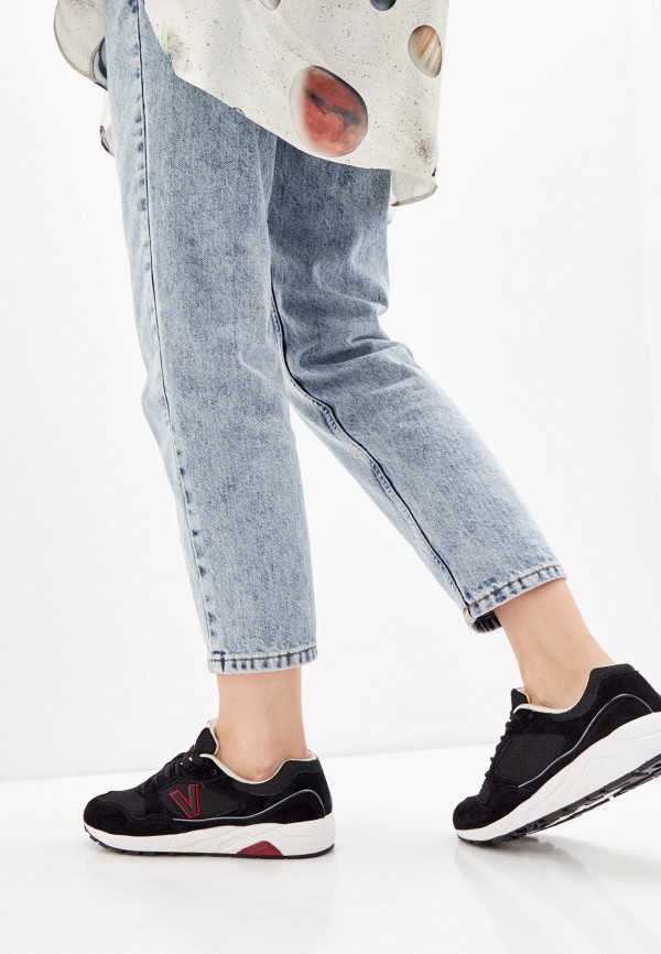 фото Кроссовки escan