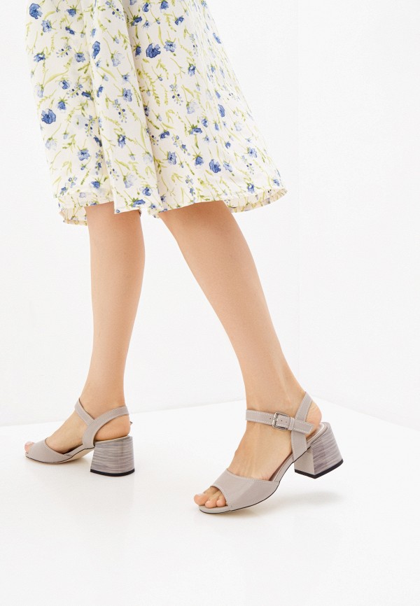 фото Босоножки inario