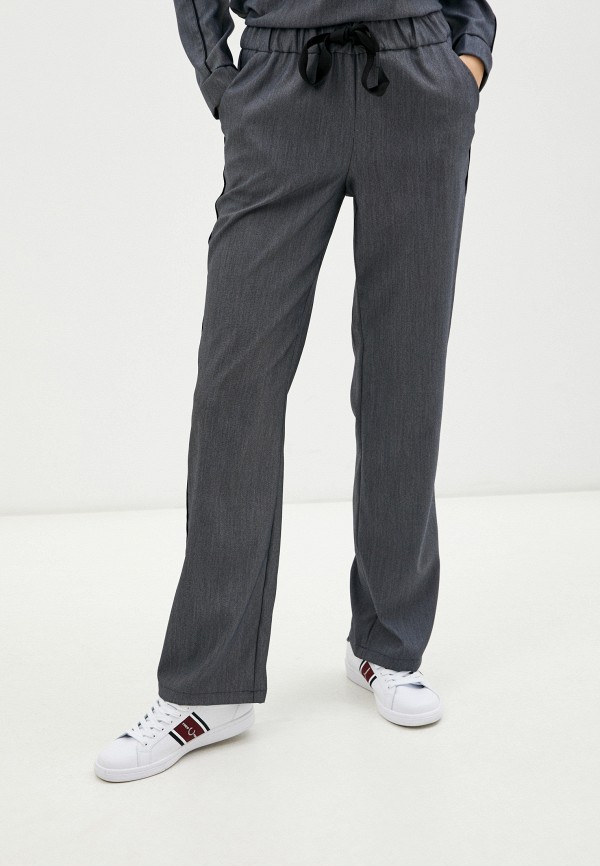 фото Костюм спортивный nominee