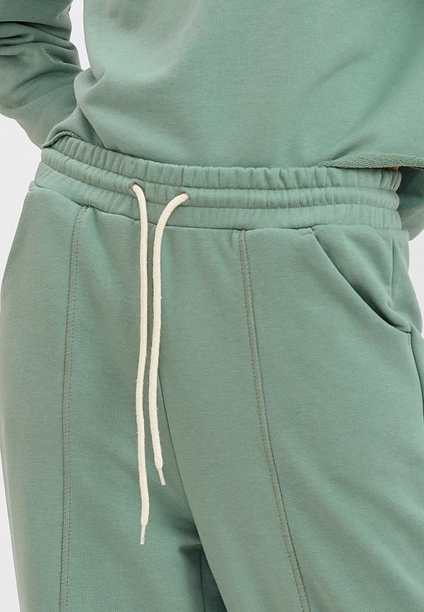 фото Брюки спортивные noun