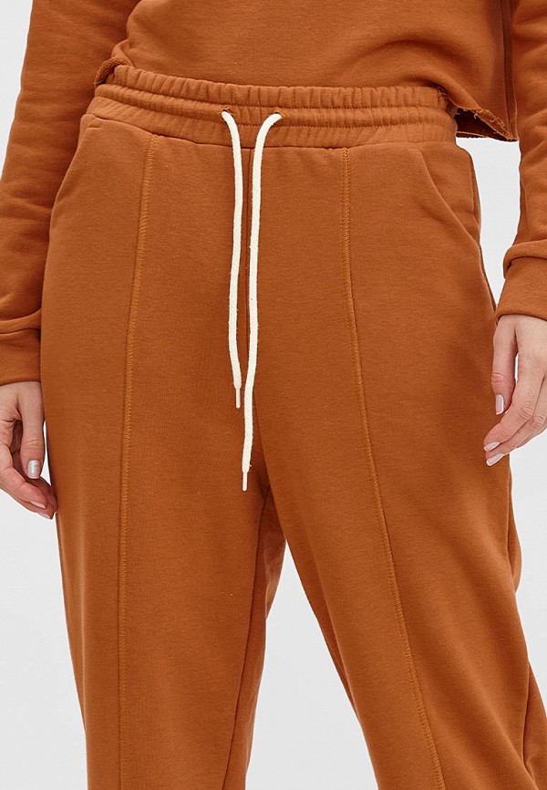 фото Брюки спортивные noun