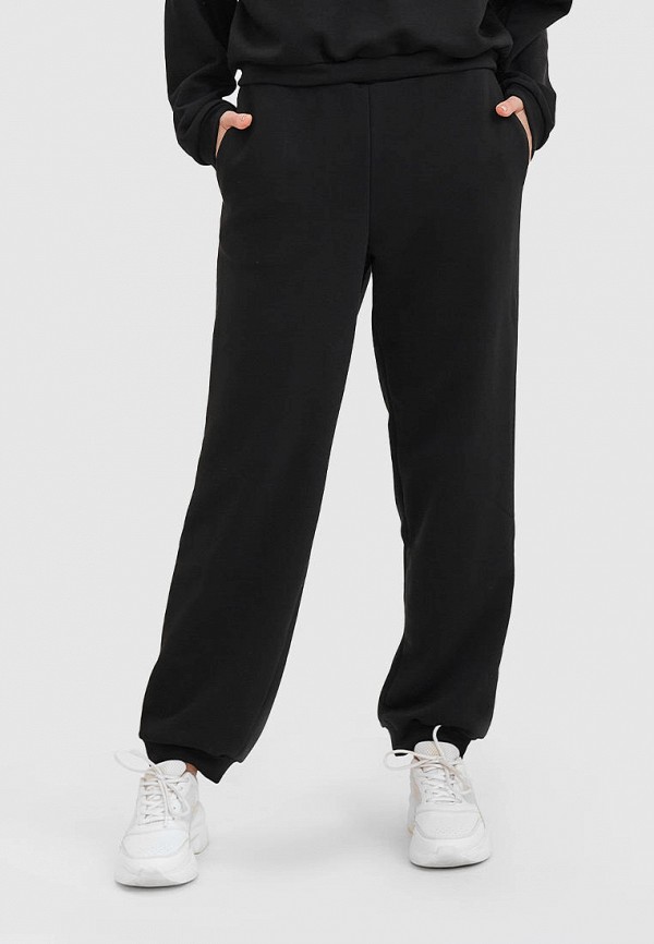 фото Брюки спортивные noun