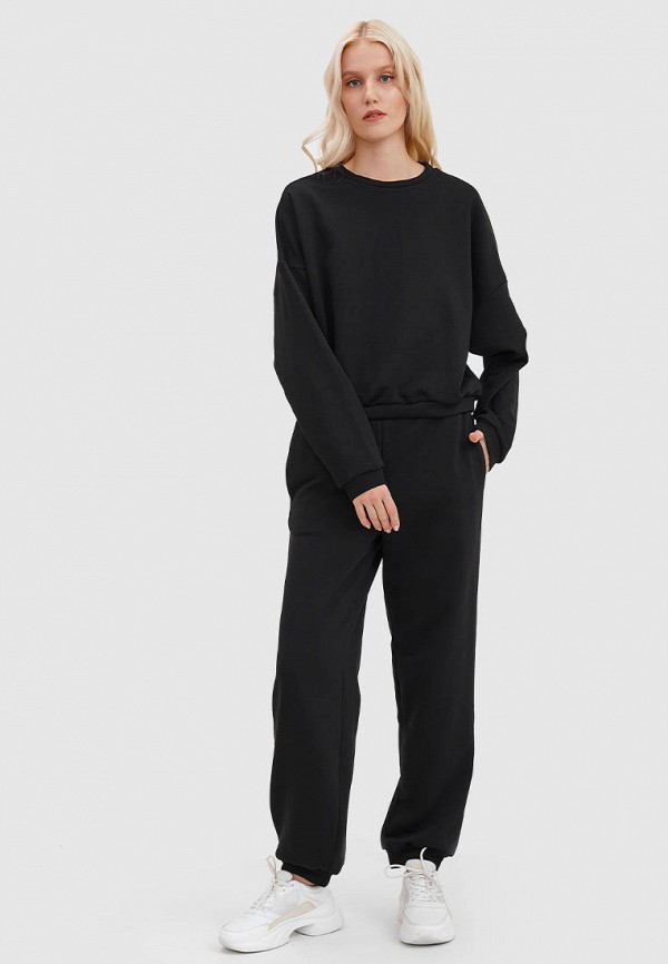 фото Брюки спортивные noun