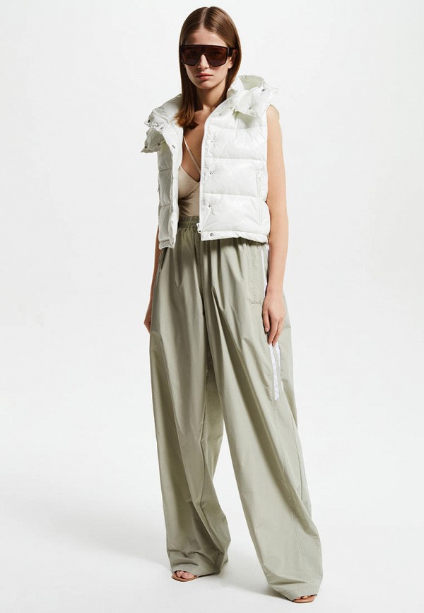 фото Жилет утепленный love republic