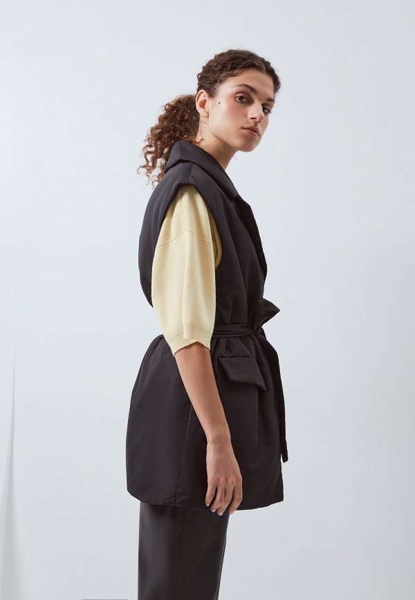 фото Жилет утепленный zarina