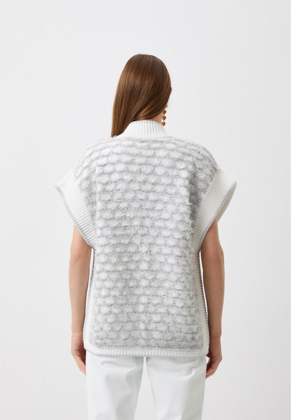 фото Жилет and the brand