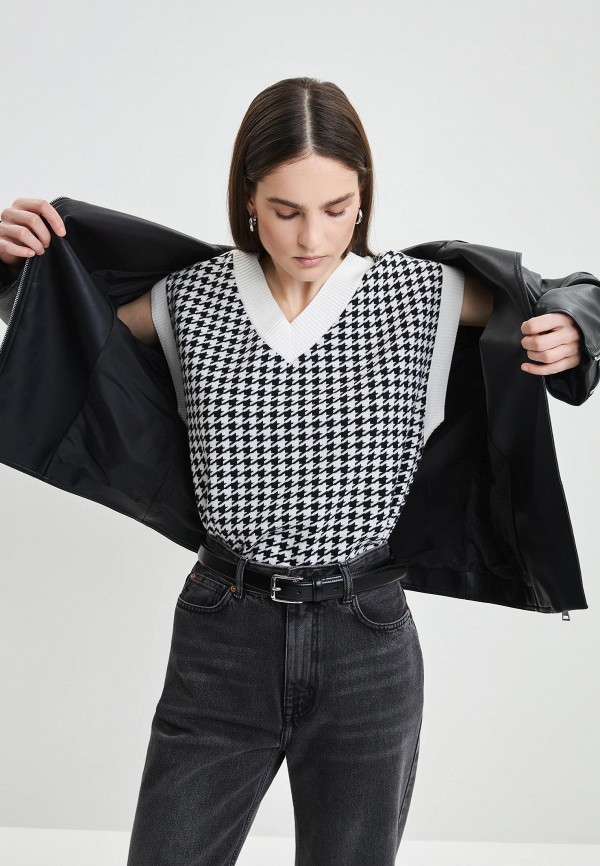 фото Жилет zarina
