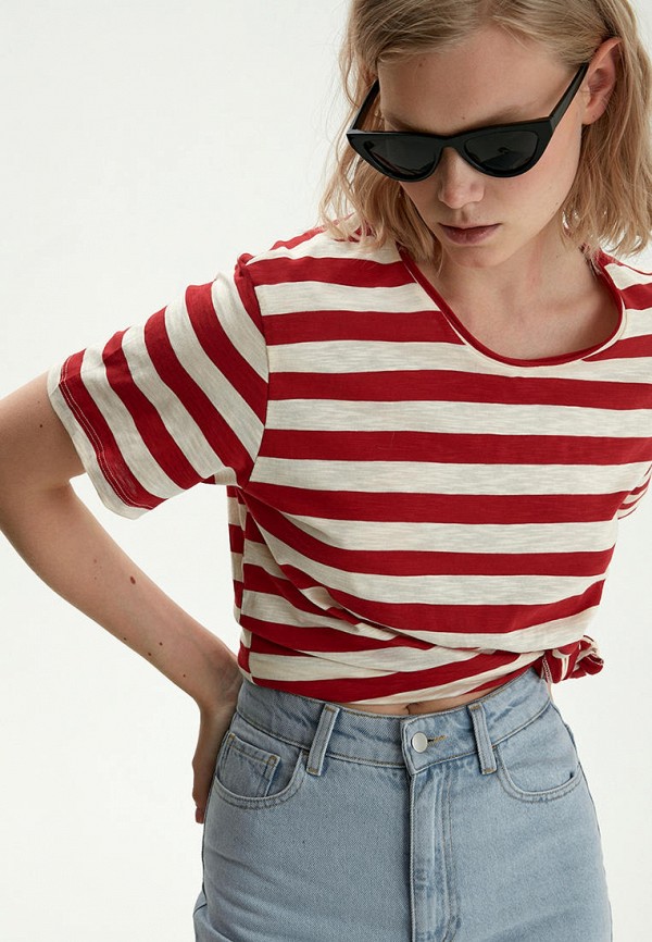 фото Футболка bstatement