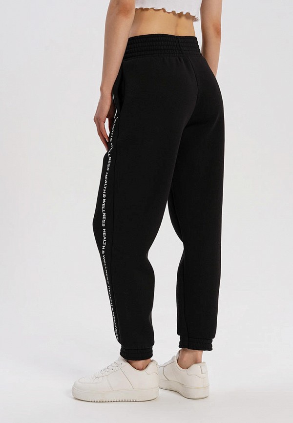 фото Брюки спортивные твое