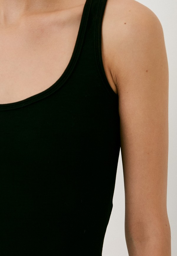 фото Топ out of reach