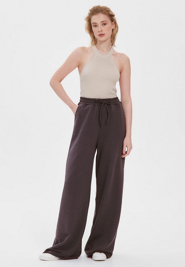 фото Брюки спортивные le role