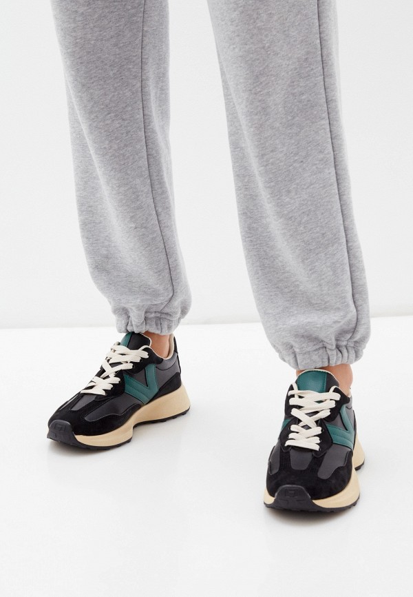 фото Кроссовки zumita