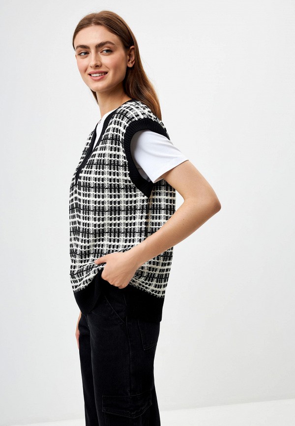 фото Жилет sela