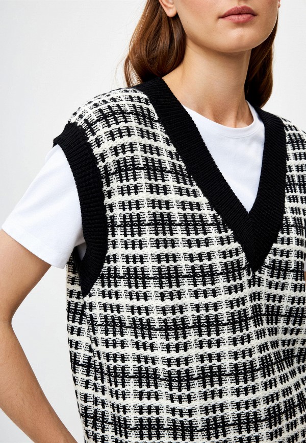 фото Жилет sela