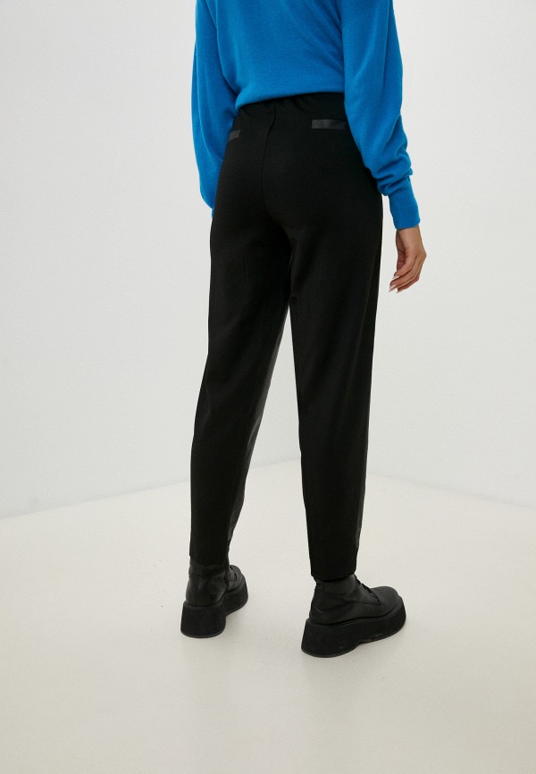 фото Брюки abricot