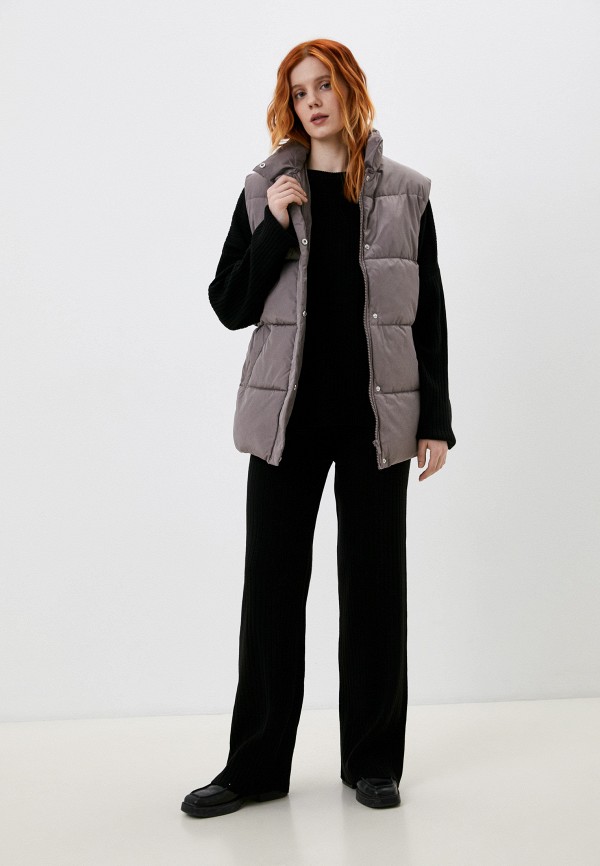 фото Жилет утепленный zarina