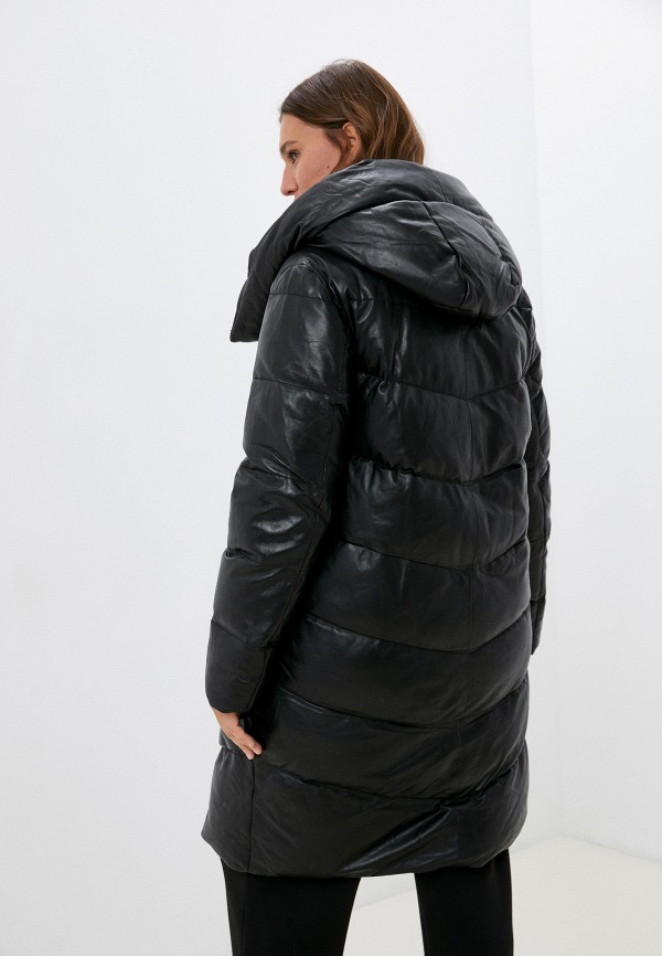 фото Куртка кожаная снежная королева