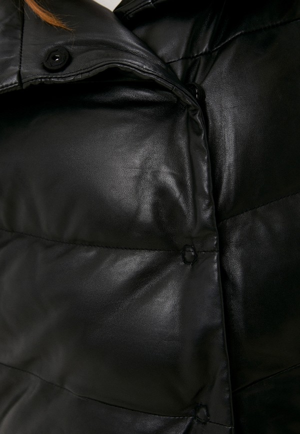 фото Куртка кожаная снежная королева