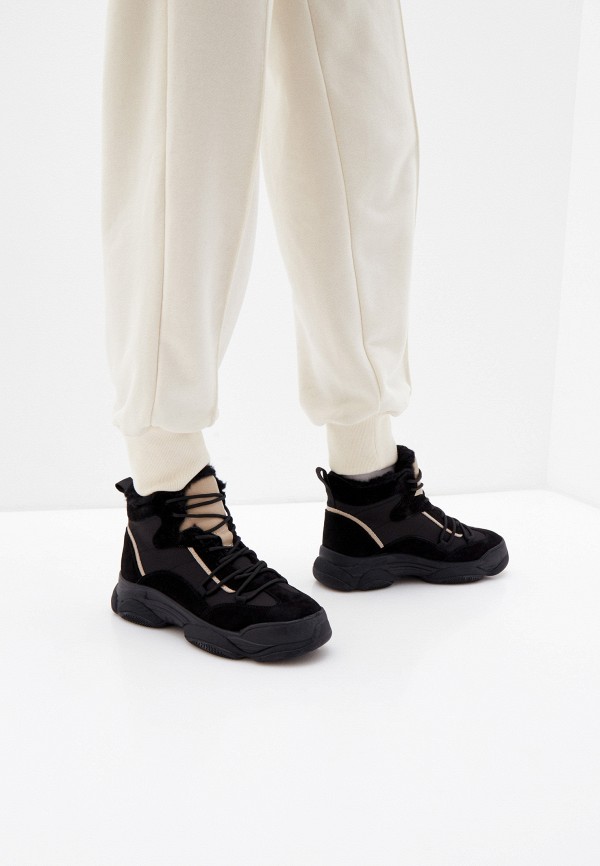 фото Ботинки escan