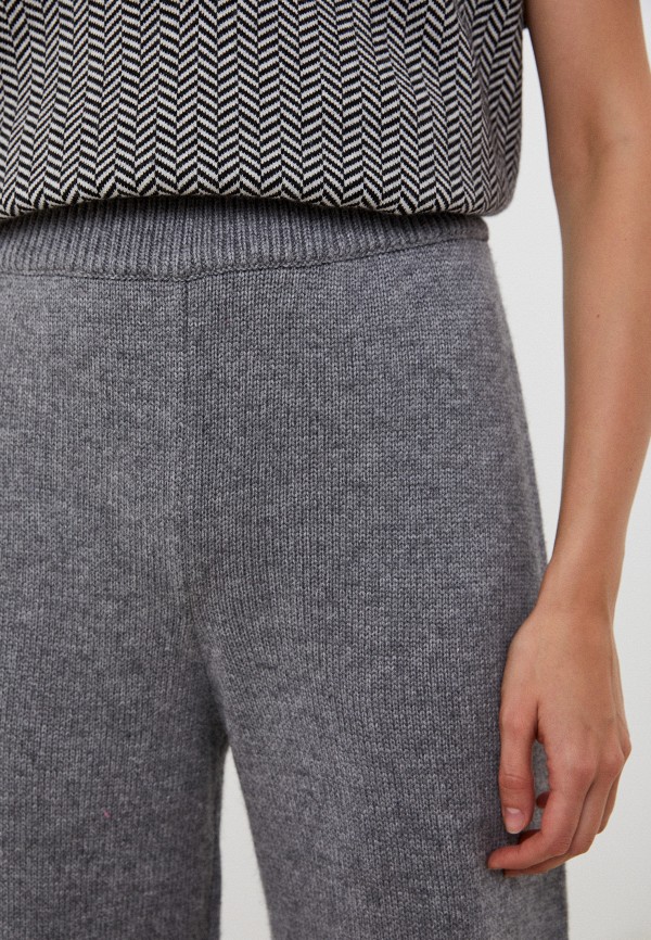 фото Брюки снежная королева