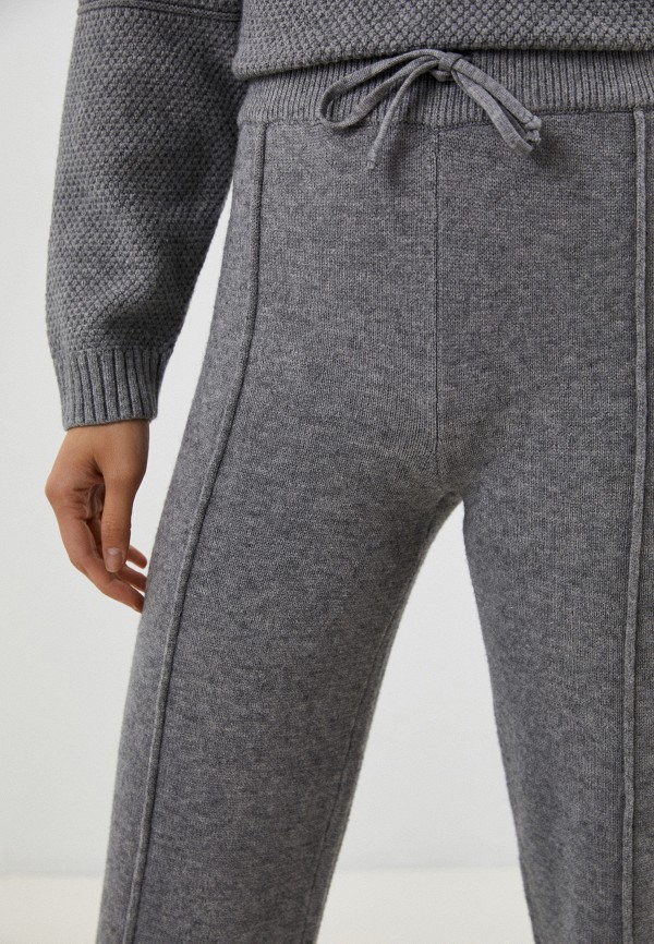 фото Брюки снежная королева