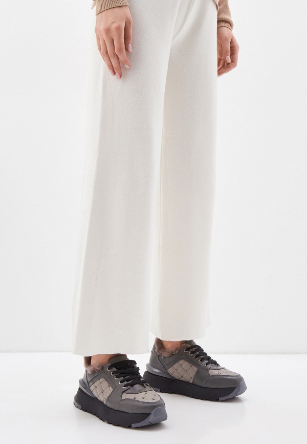 фото Кроссовки grand style