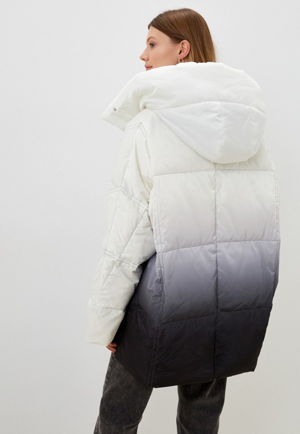 фото Пуховик снежная королева