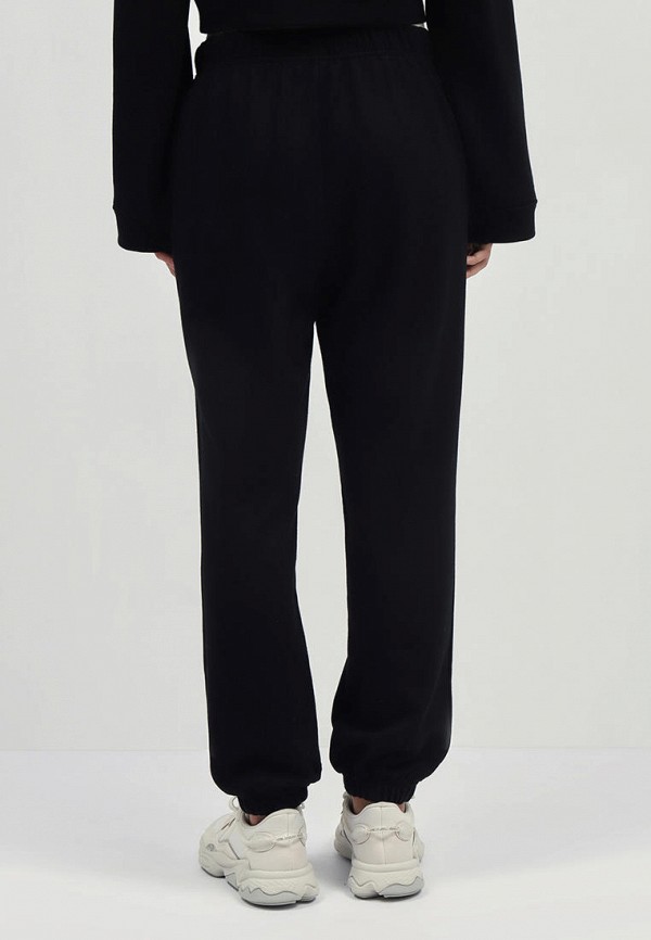 фото Брюки спортивные mollis