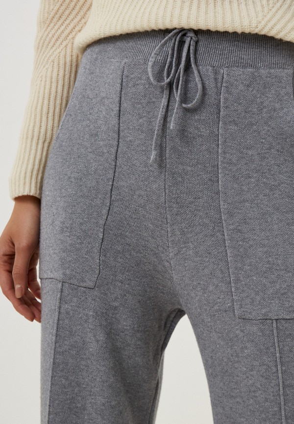 фото Брюки снежная королева