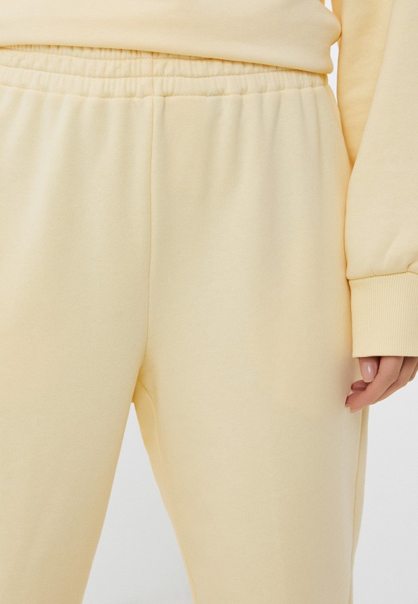 фото Брюки спортивные charuel