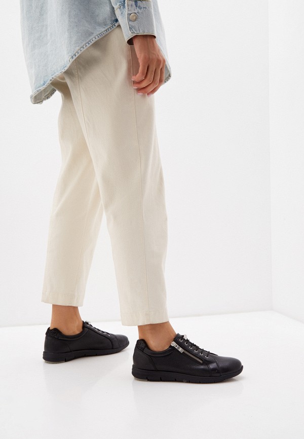 фото Кроссовки caprice