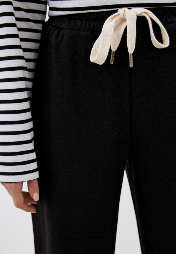 фото Брюки спортивные materia