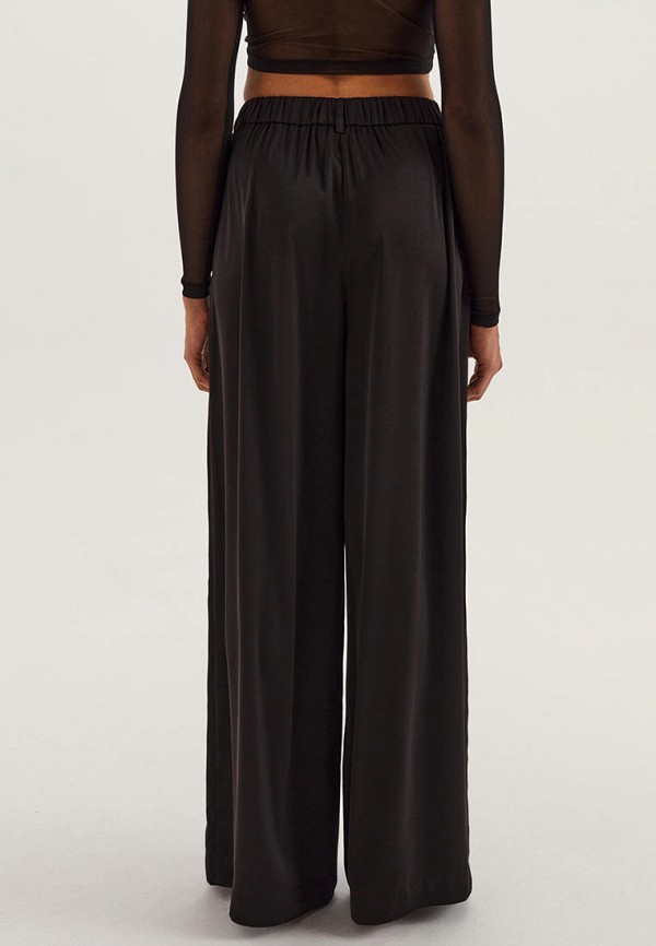 фото Брюки love republic