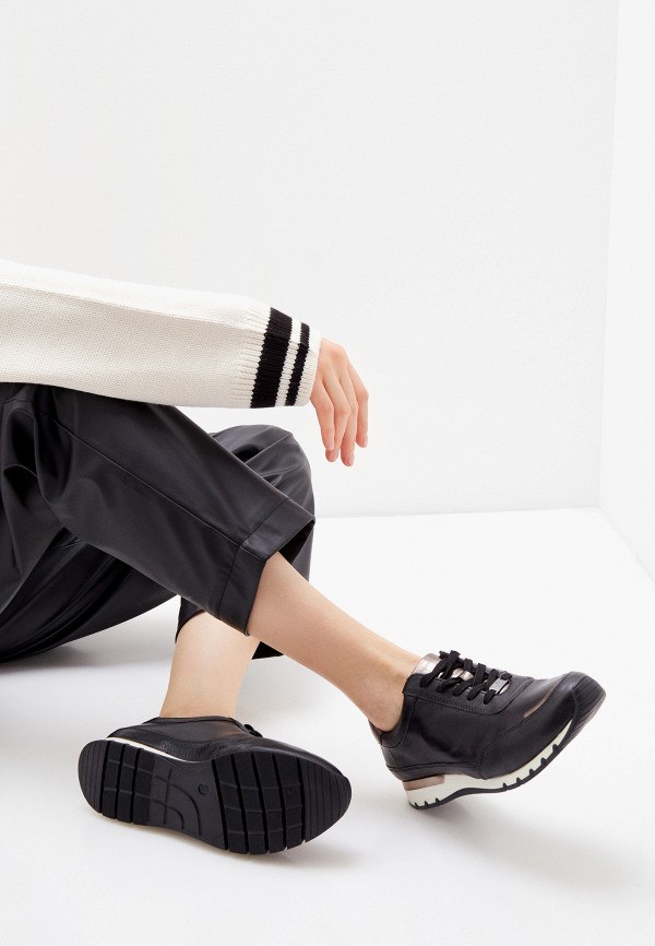 фото Кроссовки caprice